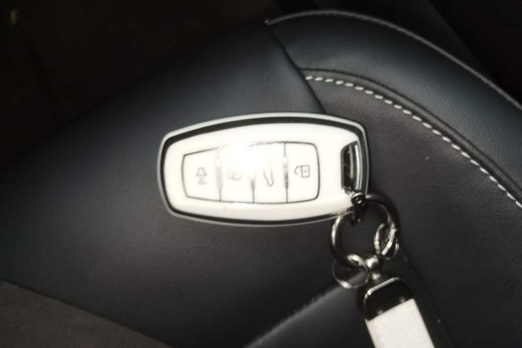 Used Haval M6 2021 PLUS 1.5T Manual Luxury Smart Connectivity Model Interior 1