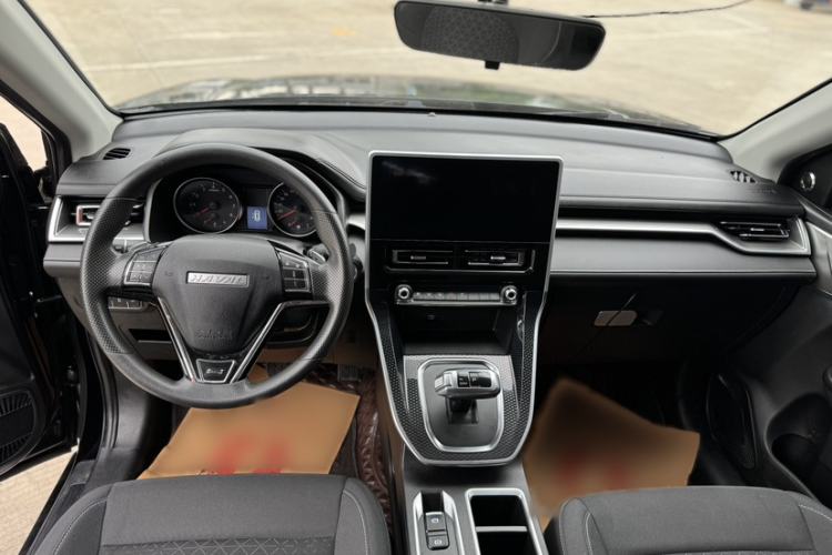 Used Haval M6 2021 PLUS 1.5T DCT Elite Smart Connectivity Model Interior 2