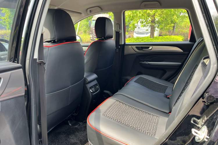 Used Haval M6 2021 PLUS 1.5T DCT Elite Smart Connectivity Model Interior 3