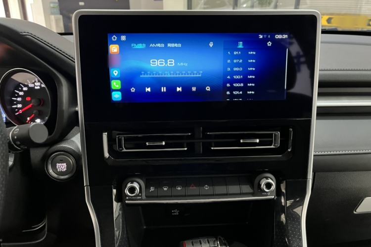 Used Haval M6 2021 PLUS 1.5T DCT Elite Smart Connectivity Model Interior 3