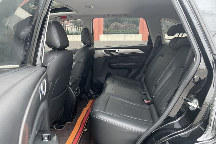Used Haval M6 2021 PLUS 1.5T DCT Luxury Smart Connectivity Model Interior 3