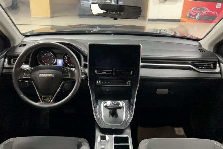 Used Haval M6 2021 PLUS 1.5T DCT Elite Smart Connectivity Model Interior 4