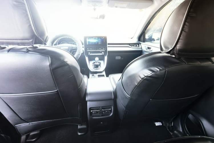 Used Haval M6 2021 PLUS 1.5T Manual Elite Smart Connectivity Model Interior 7