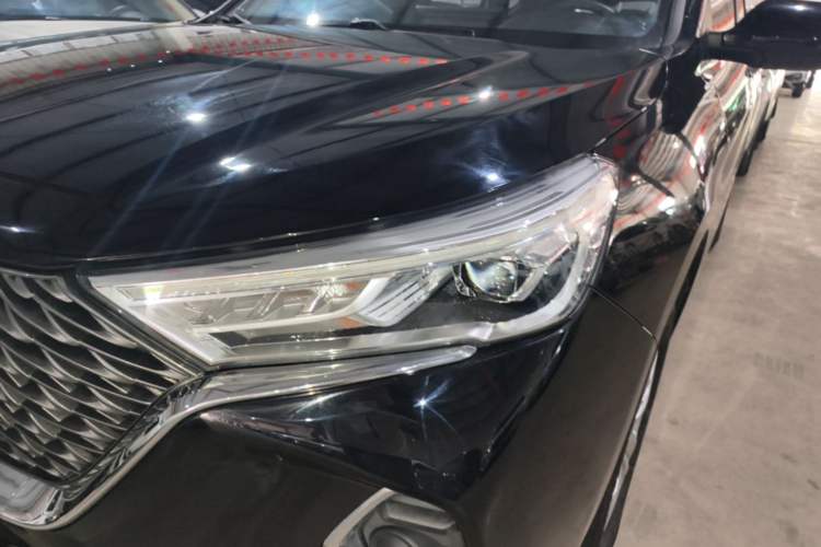 Used Haval M6 2021 PLUS 1.5T DCT Elite Smart Connectivity Model Left Front Headlight