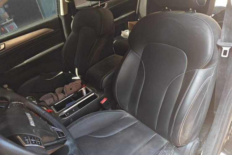 Used Haval M6 2021 PLUS 1.5T DCT Luxury Smart Connectivity Model Left Front Seat