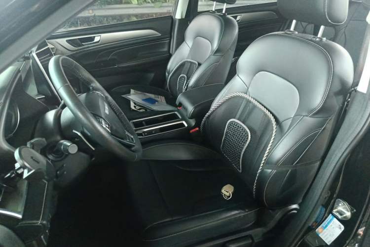 Used Haval M6 2021 PLUS 1.5T DCT Luxury Smart Connectivity Model Left Front Seat