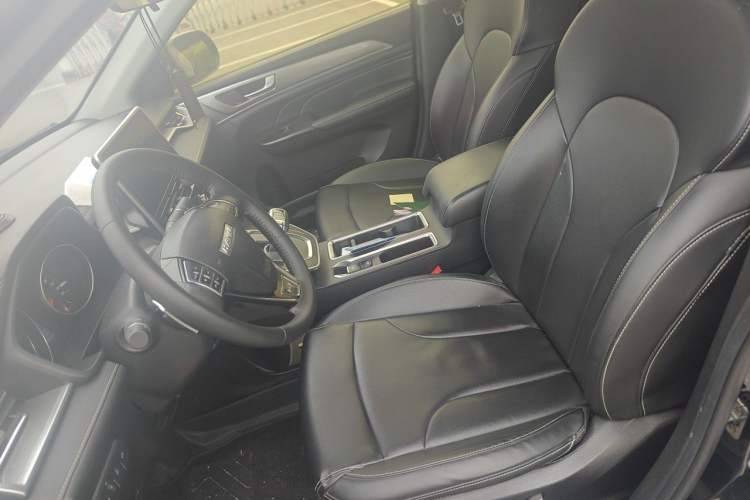 Used Haval M6 2021 PLUS 1.5T DCT Luxury Smart Connectivity Model Left Front Seat