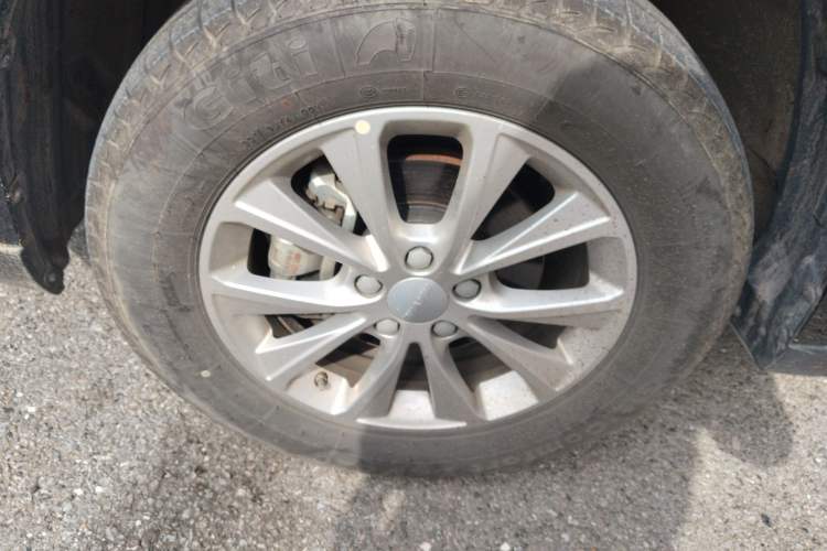 Used Haval M6 2021 PLUS 1.5T DCT Luxury Smart Connectivity Model Left Front Wheel Hub