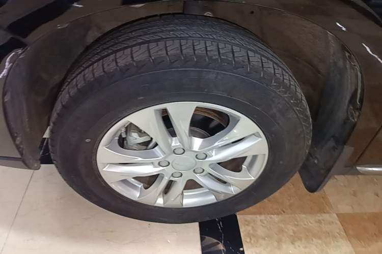 Used Haval M6 2021 PLUS 1.5T Manual Elite Smart Connectivity Model Left Front Wheel Hub