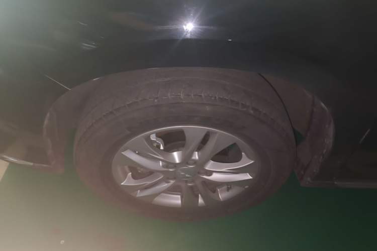 Used Haval M6 2021 PLUS 1.5T DCT Elite Smart Connectivity Model Left Front Wheel Hub