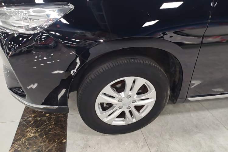 Used Haval M6 2021 PLUS 1.5T DCT Comfort Edition Left Front Wheel Hub