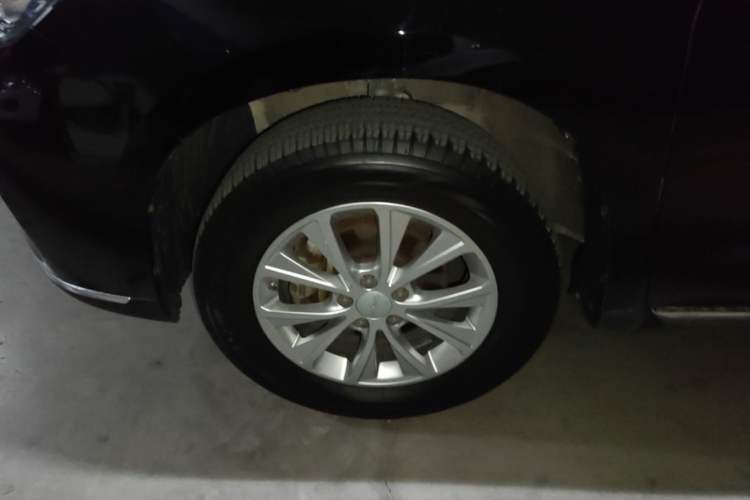 Used Haval M6 2021 PLUS 1.5T DCT Luxury Smart Connectivity Model Left Front Wheel Hub