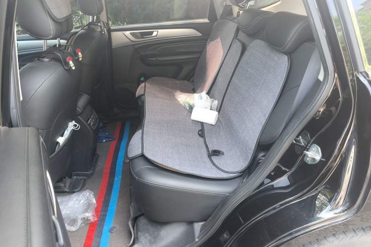 Used Haval M6 2021 PLUS 1.5T Manual Luxury Smart Connectivity Model Left Rear Seat