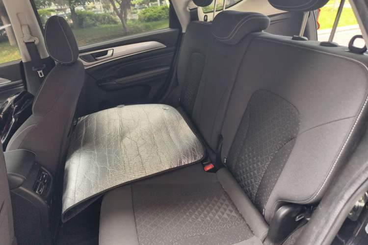 Used Haval M6 2021 PLUS 1.5T DCT Elite Smart Connectivity Model Left Rear Seat