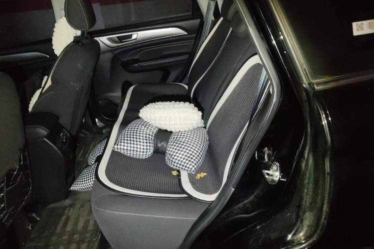 Used Haval M6 2021 PLUS 1.5T DCT Elite Smart Connectivity Model Left Rear Seat