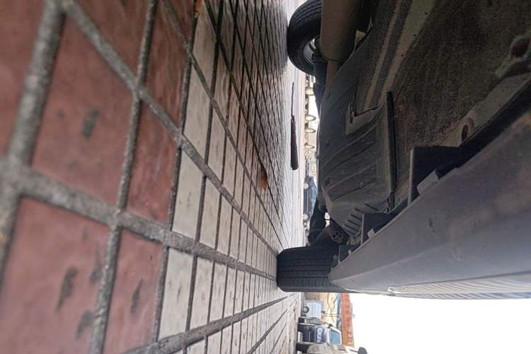 Used Haval M6 2021 PLUS 1.5T DCT Luxury Smart Connectivity Model Left Side Sill