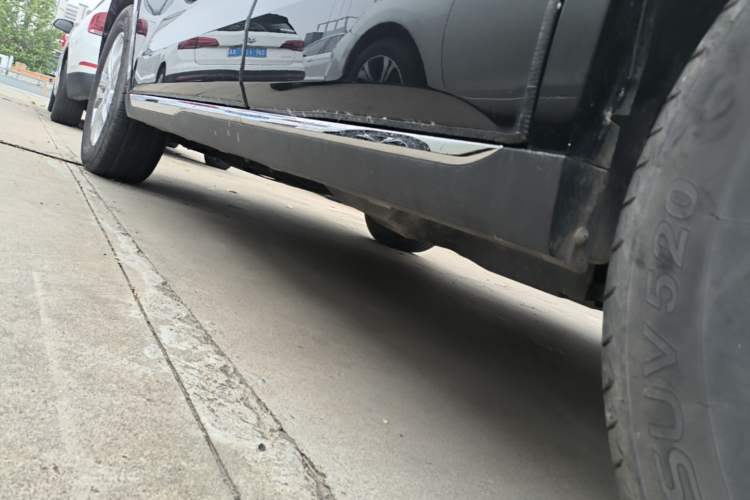 Used Haval M6 2021 PLUS 1.5T Manual Elite Smart Connectivity Model Left Side Sill