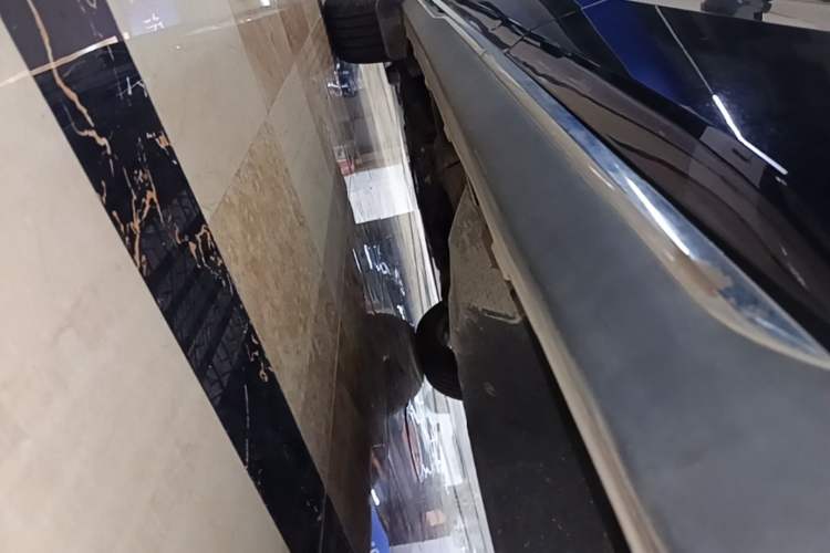 Used Haval M6 2021 PLUS 1.5T Manual Elite Smart Connectivity Model Left Side Sill