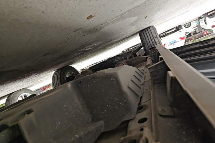 Used Haval M6 2021 PLUS 1.5T DCT Comfort Edition Left Side Sill
