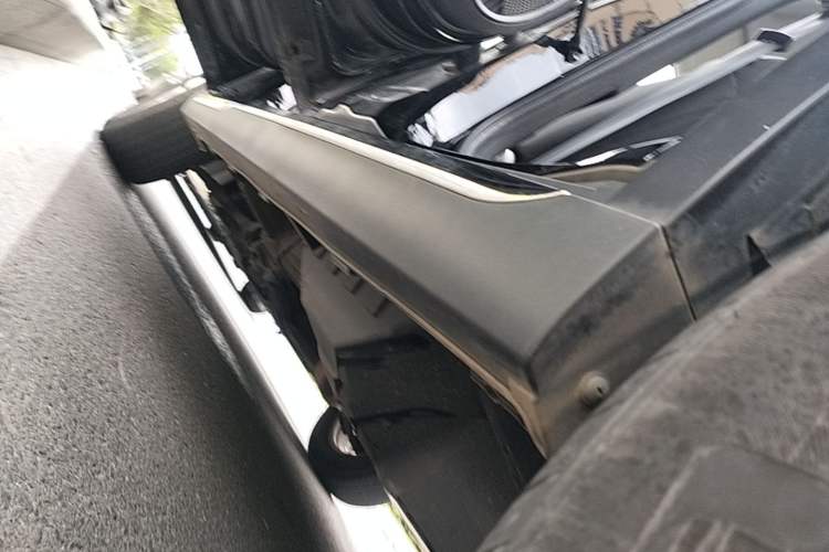 Used Haval M6 2021 PLUS 1.5T DCT Elite Smart Connectivity Model Left Side Sill