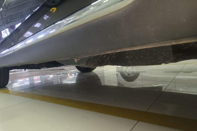 Used Haval M6 2021 PLUS 1.5T Manual Luxury Smart Connectivity Model Left Side Sill