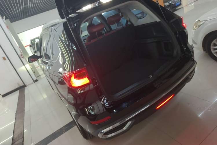 Used Haval M6 2021 PLUS 1.5T DCT Elite Smart Connectivity Model Rear Left 45 Deg