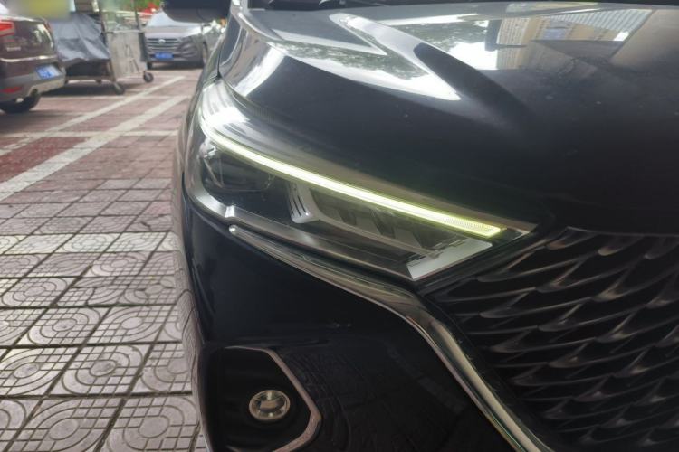 Used Haval M6 2021 PLUS 1.5T DCT Luxury Smart Connectivity Model Right Front Headlight