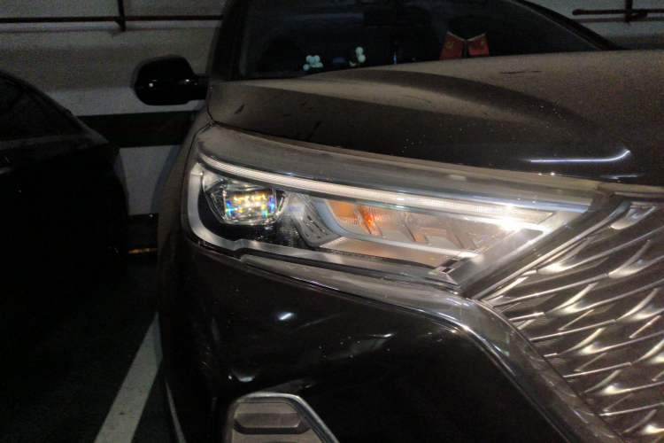 Used Haval M6 2021 PLUS 1.5T Manual Comfort Model Right Front Headlight