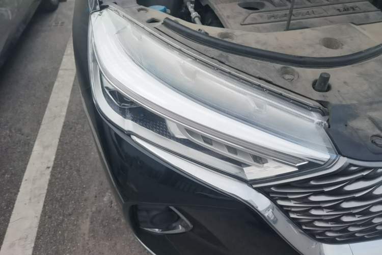 Used Haval M6 2021 PLUS 1.5T DCT Elite Smart Connectivity Model Right Front Headlight