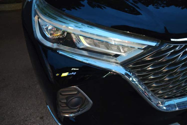 Used Haval M6 2021 PLUS 1.5T Manual Elite Smart Connectivity Model Right Front Headlight