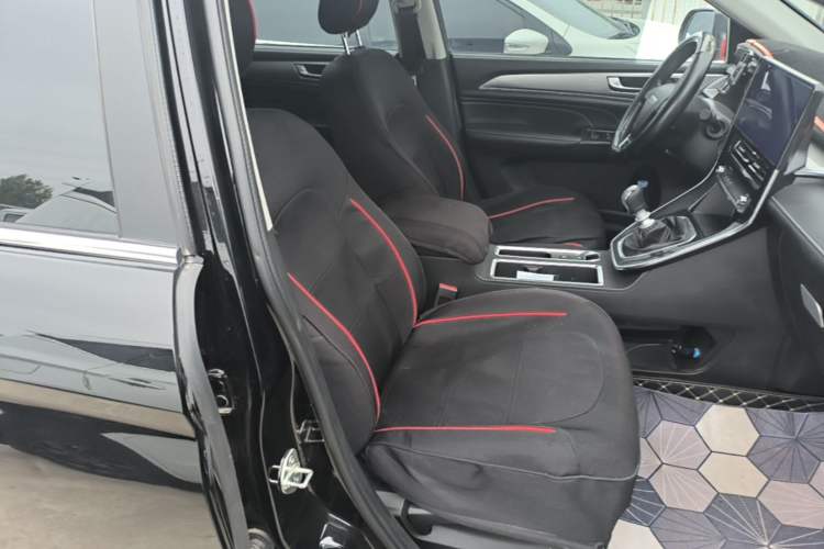 Used Haval M6 2021 PLUS 1.5T Manual Elite Smart Connectivity Model Right Front Seat