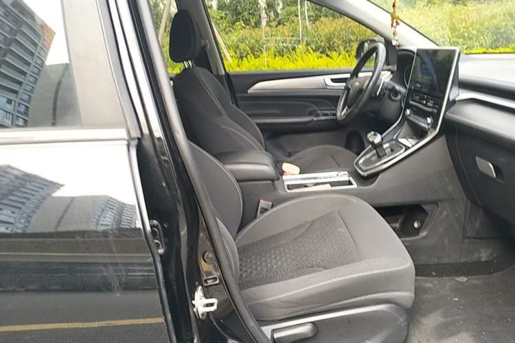 Used Haval M6 2021 PLUS 1.5T DCT Elite Smart Connectivity Model Right Front Seat