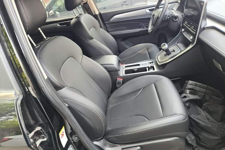 Used Haval M6 2021 PLUS 1.5T DCT Comfort Edition Right Front Seat
