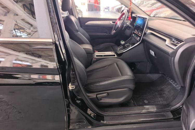 Used Haval M6 2021 PLUS 1.5T DCT Luxury Smart Connectivity Model Right Front Seat