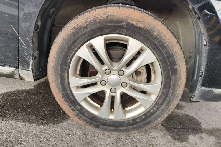 Used Haval M6 2021 PLUS 1.5T DCT Elite Smart Connectivity Model Right Front Wheel Hub