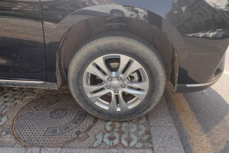 Used Haval M6 2021 PLUS 1.5T Manual Elite Smart Connectivity Model Right Front Wheel Hub
