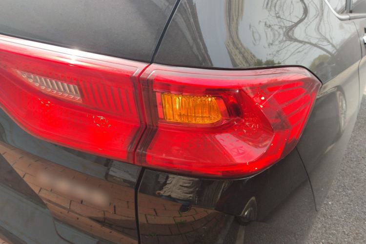 Used Haval M6 2021 PLUS 1.5T DCT Luxury Smart Connectivity Model Right Rear Taillight