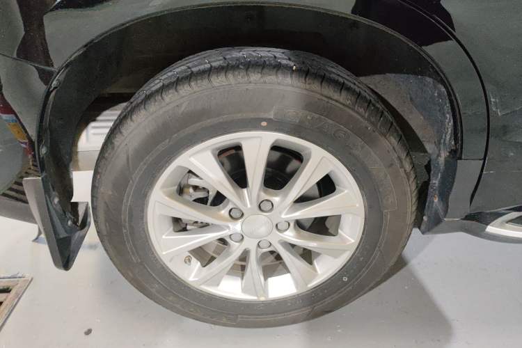 Used Haval M6 2021 PLUS 1.5T DCT Luxury Smart Connectivity Model Right Rear Wheel Hub