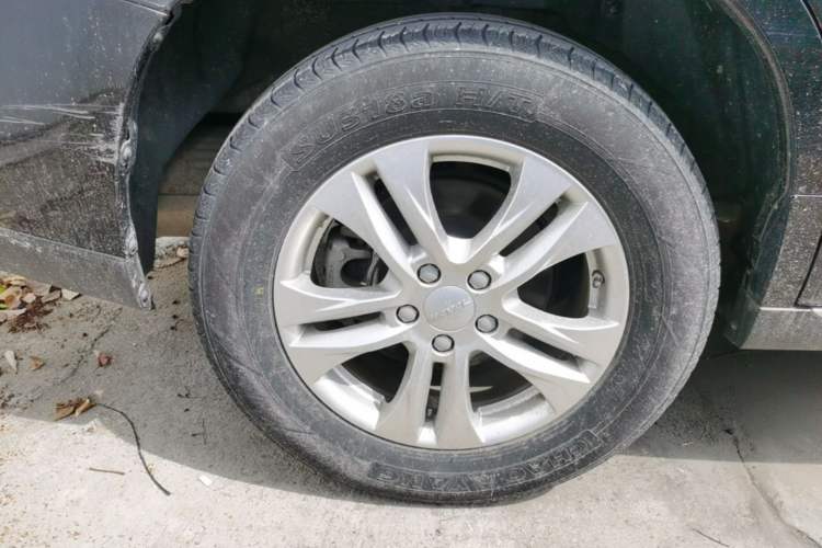 Used Haval M6 2021 PLUS 1.5T DCT Comfort Edition Right Rear Wheel Hub
