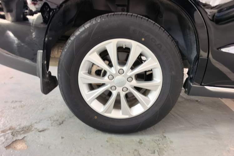 Used Haval M6 2021 PLUS 1.5T DCT Luxury Smart Connectivity Model Right Rear Wheel Hub