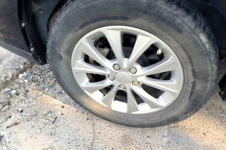 Used Haval M6 2021 PLUS 1.5T DCT Luxury Smart Connectivity Model Right Rear Wheel Hub
