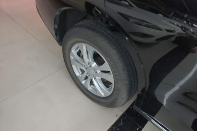 Used Haval M6 2021 PLUS 1.5T DCT Elite Smart Connectivity Model Right Rear Wheel Hub