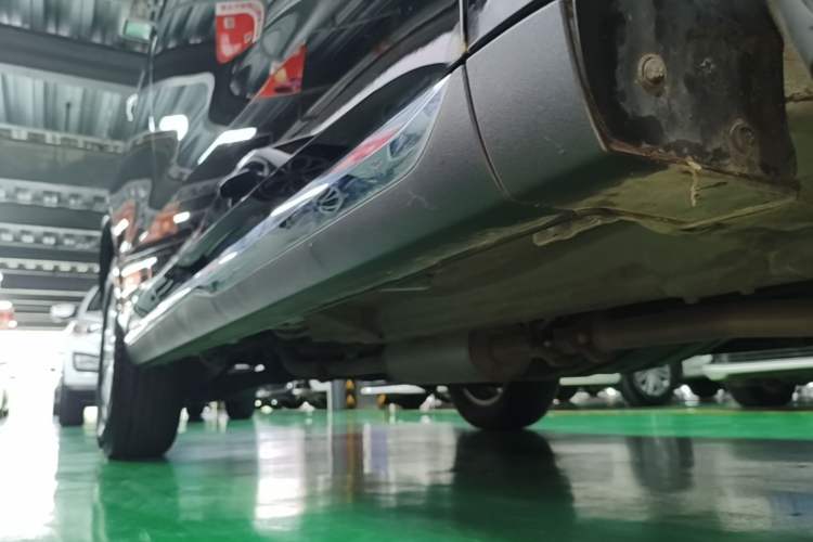 Used Haval M6 2021 PLUS 1.5T DCT Luxury Smart Connectivity Model Right Side Sill