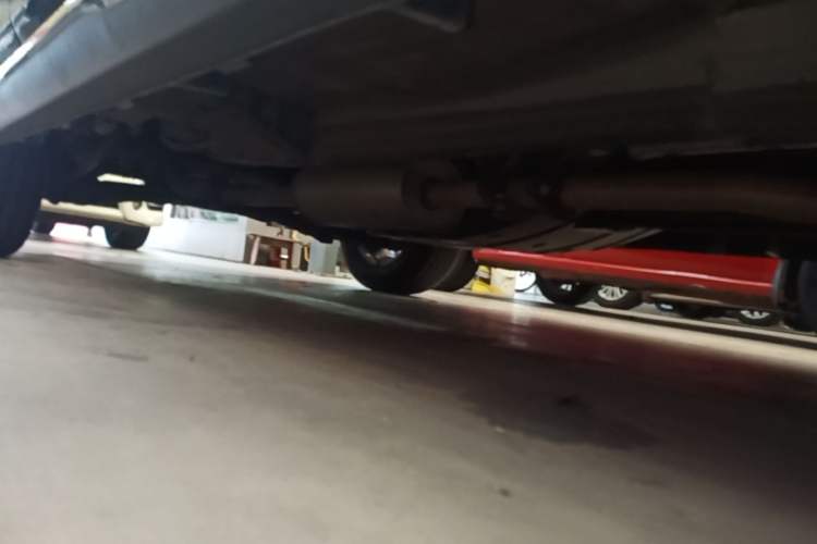 Used Haval M6 2021 PLUS 1.5T DCT Comfort Edition Right Side Sill