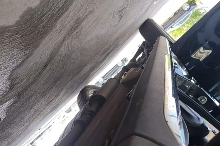 Used Haval M6 2021 PLUS 1.5T DCT Luxury Smart Connectivity Model Right Side Sill