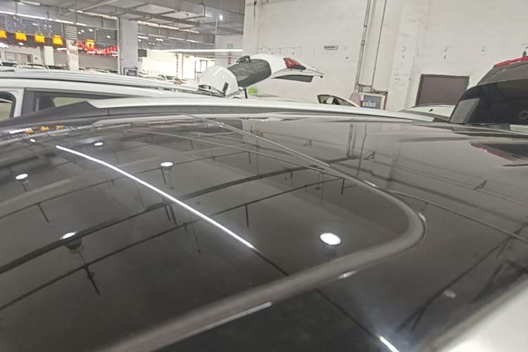 Used Haval M6 2021 PLUS 1.5T Manual Luxury Smart Connectivity Model Roof