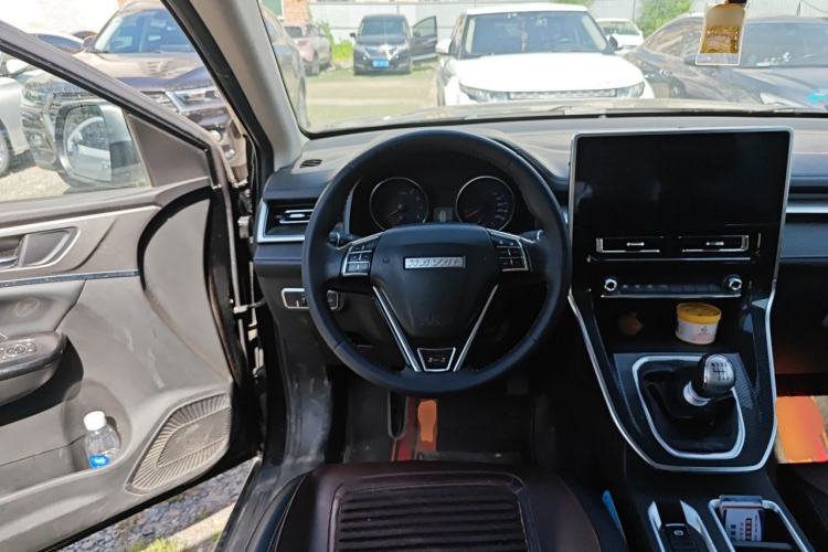 Used Haval M6 2021 PLUS 1.5T Manual Luxury Smart Connectivity Model Steering Wheel