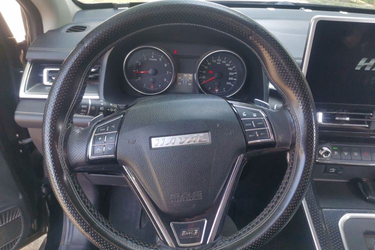 Used Haval M6 2021 PLUS 1.5T DCT Luxury Smart Connectivity Model Steering Wheel