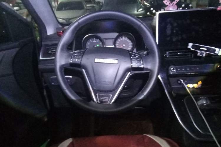 Used Haval M6 2021 PLUS 1.5T DCT Luxury Smart Connectivity Model Steering Wheel