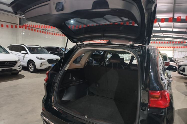 Used Haval M6 2021 PLUS 1.5T DCT Elite Smart Connectivity Model Trunk